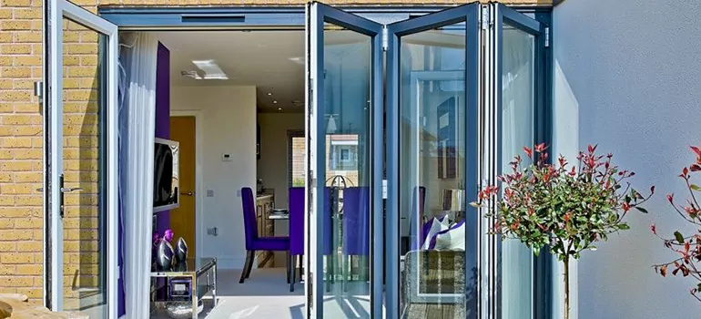 Commercial Door Glass Repair in Panama City, FL